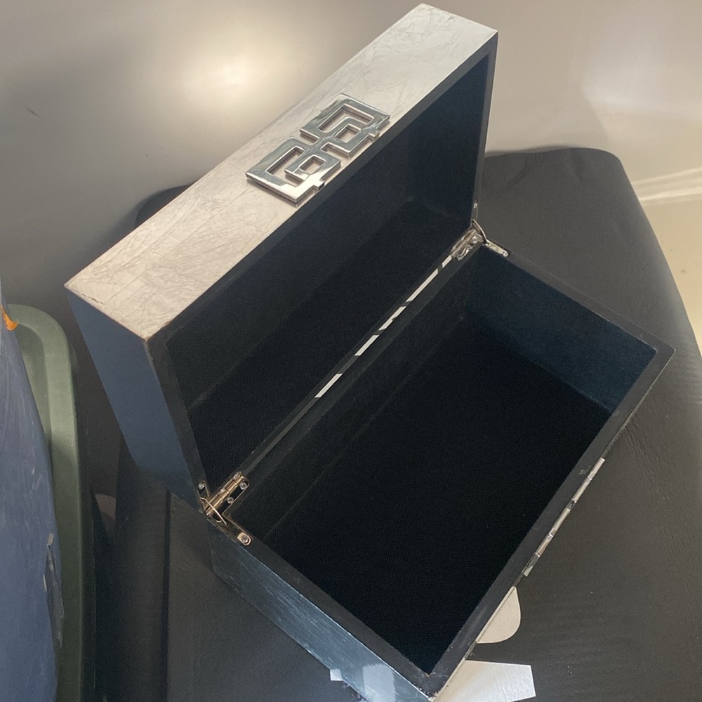 Metallic box 11” x 4” - Picture 2 of 2